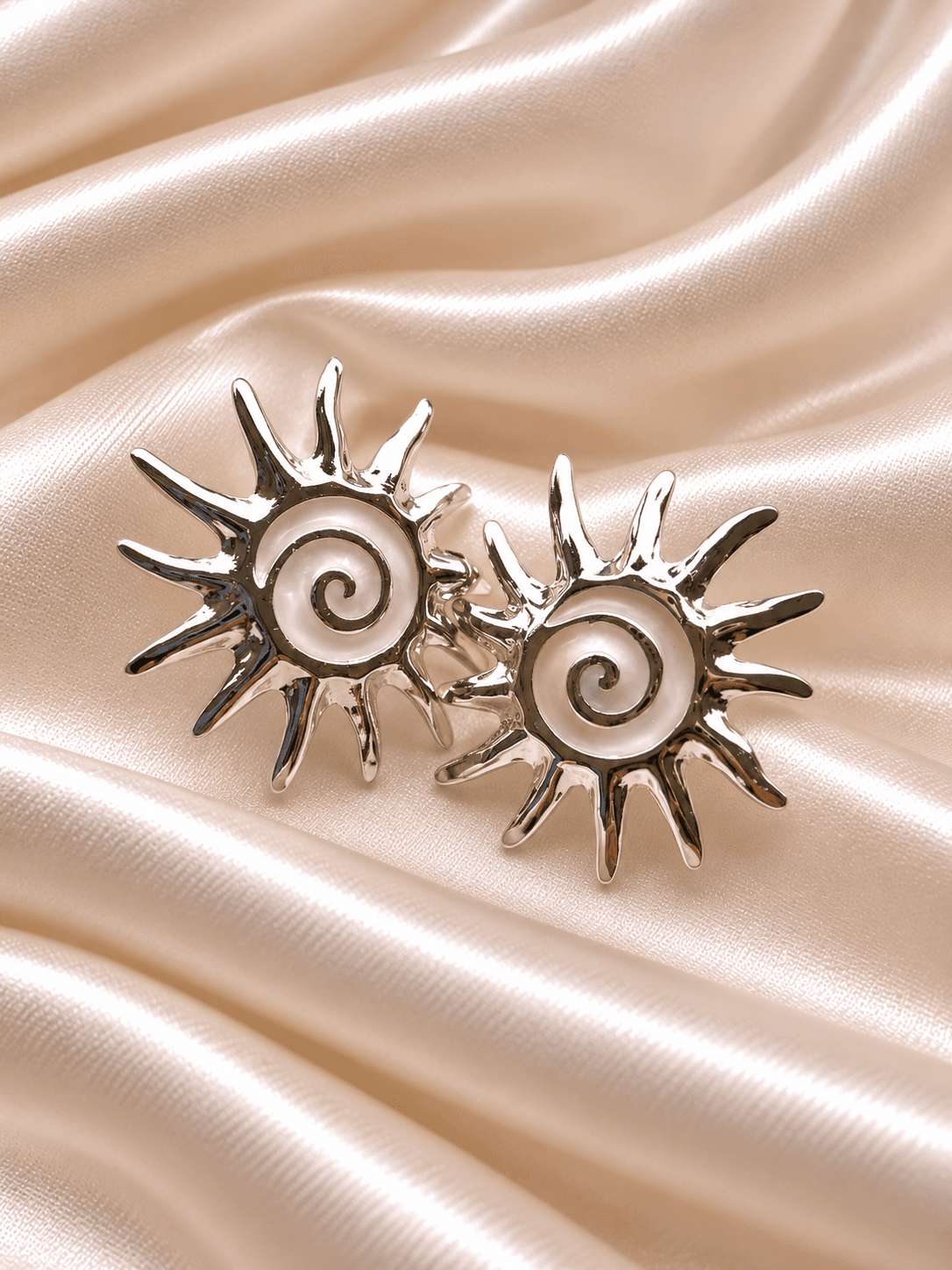 Sun White Silver